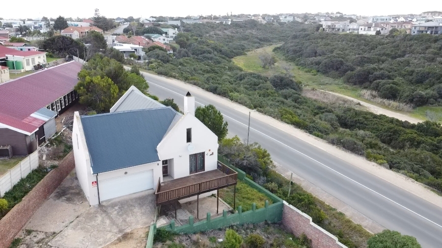 5 Bedroom Property for Sale in Stilbaai Wes Western Cape